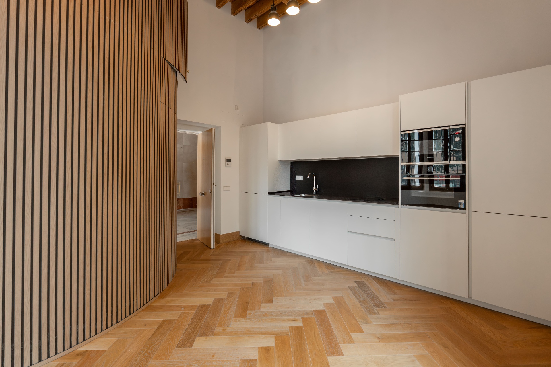 Sancha 13 residence in Málaga, interior and architectural detail