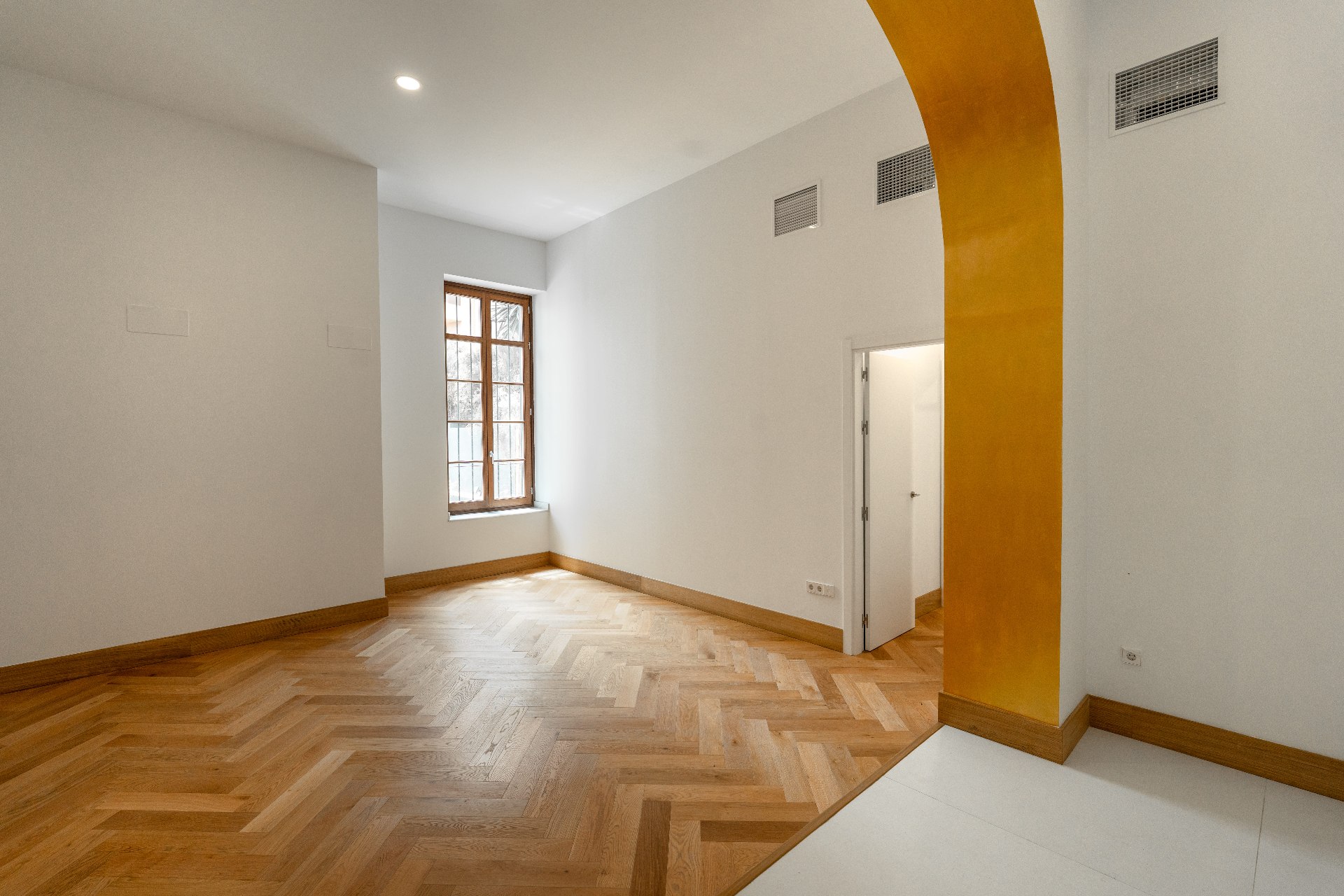 Sancha 13 residence in Málaga, interior and architectural detail