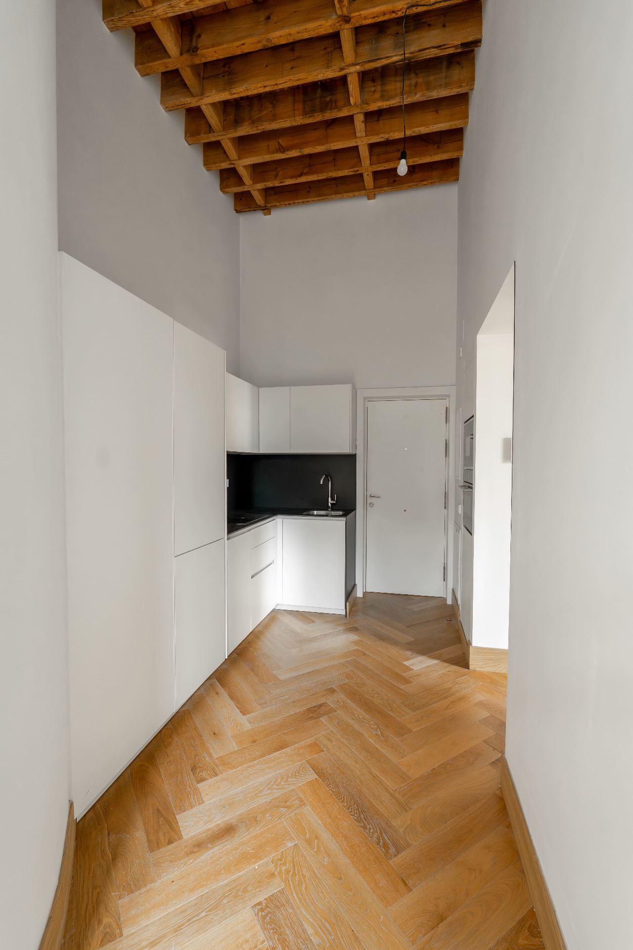 Sancha 13 residence in Málaga, interior and architectural detail